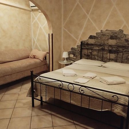 B&B Ar Colle 2 Вальмонтоне Экстерьер фото