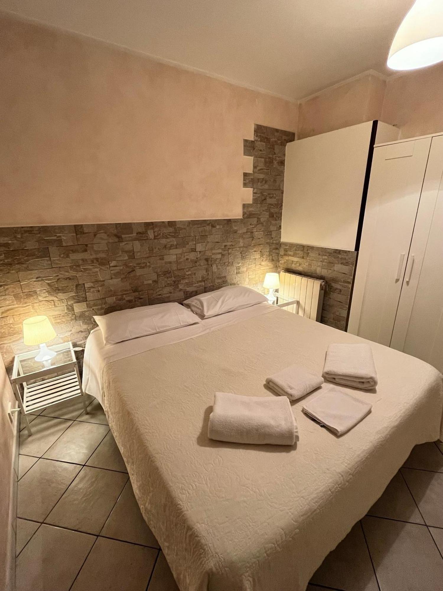 B&B Ar Colle 2 Вальмонтоне Экстерьер фото