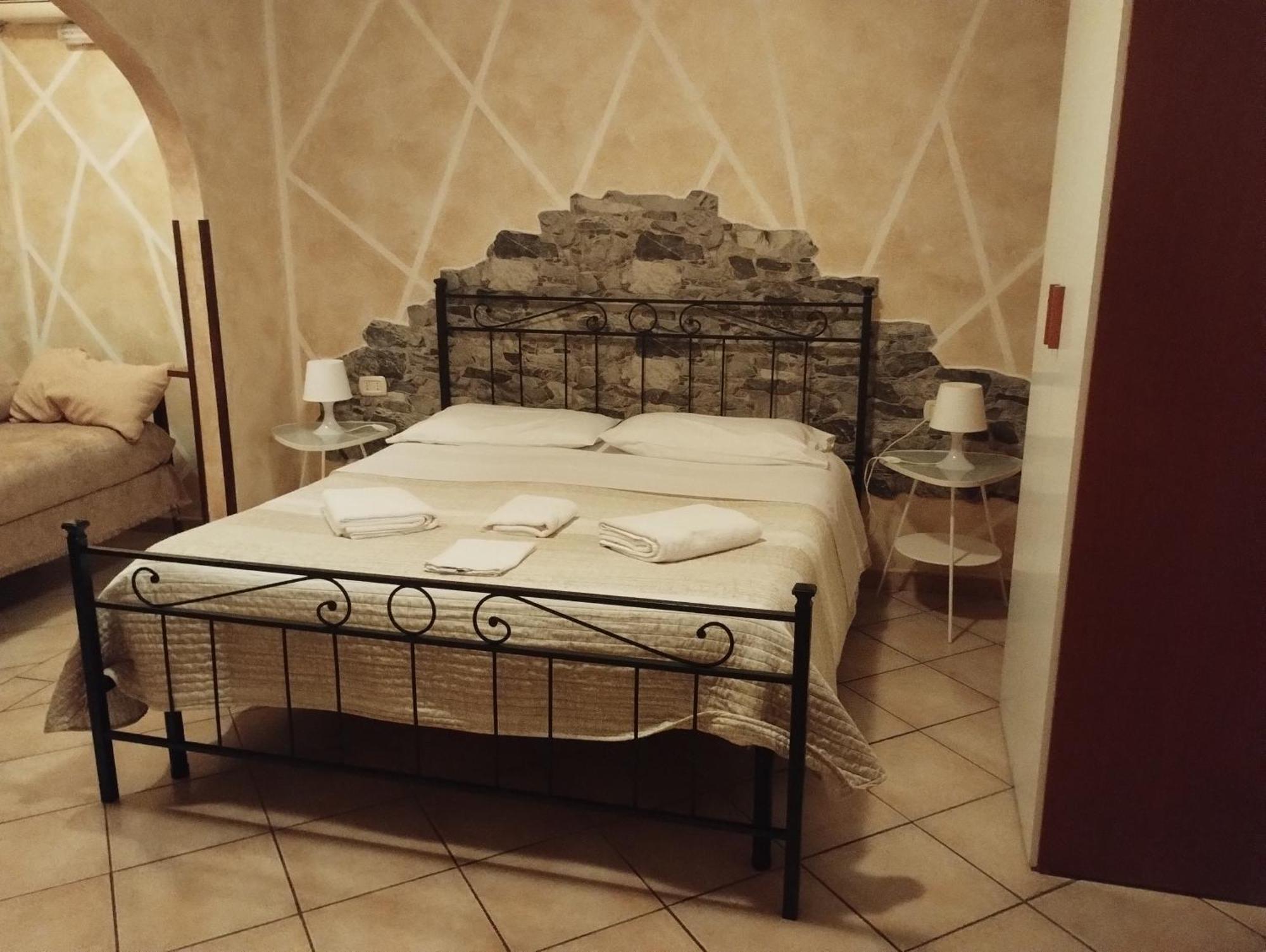 B&B Ar Colle 2 Вальмонтоне Экстерьер фото