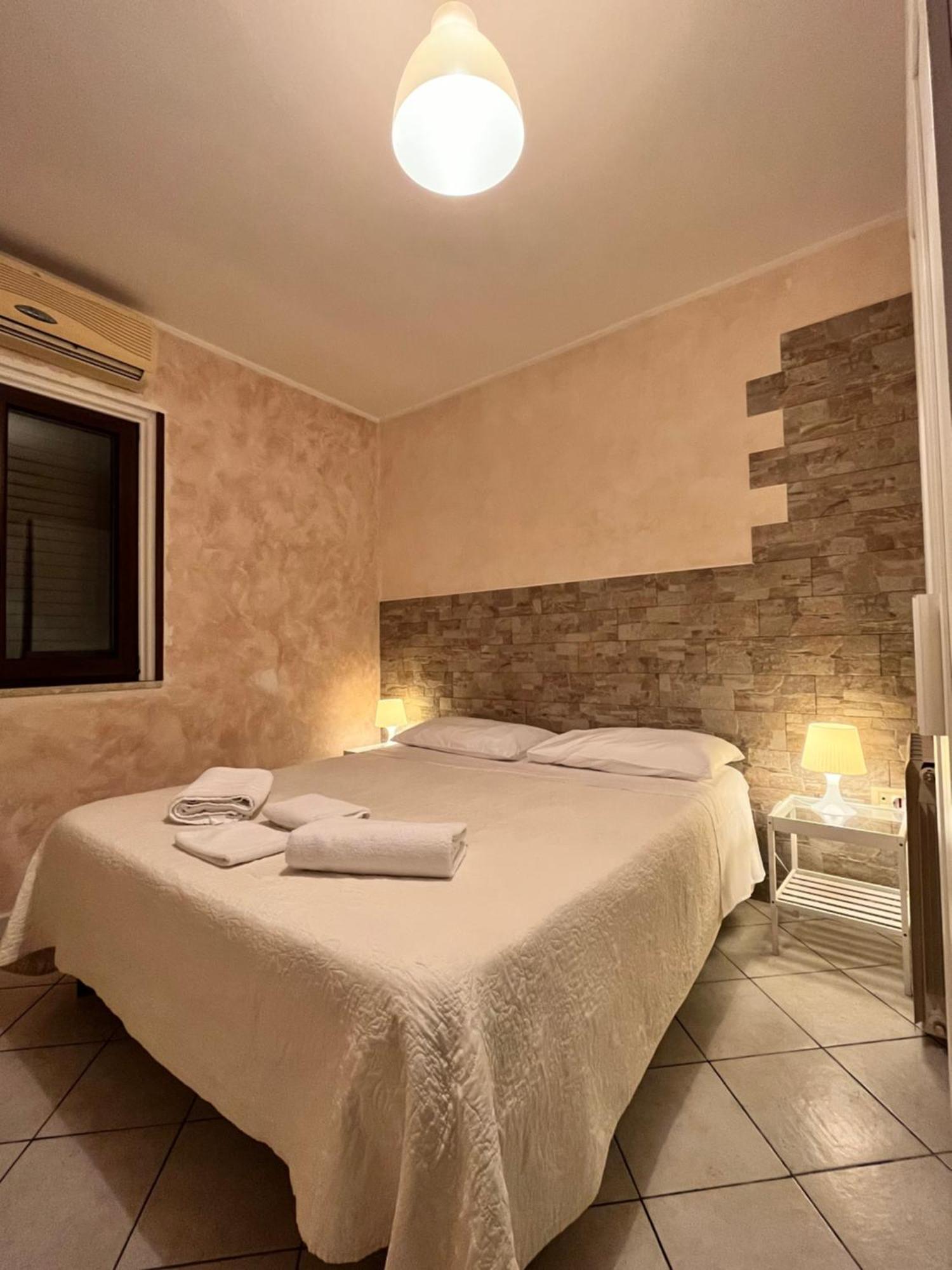 B&B Ar Colle 2 Вальмонтоне Экстерьер фото
